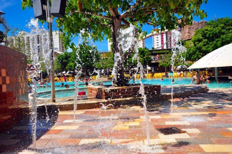 Piazza Acqua Park Lägenhet Caldas Novas Exteriör bild